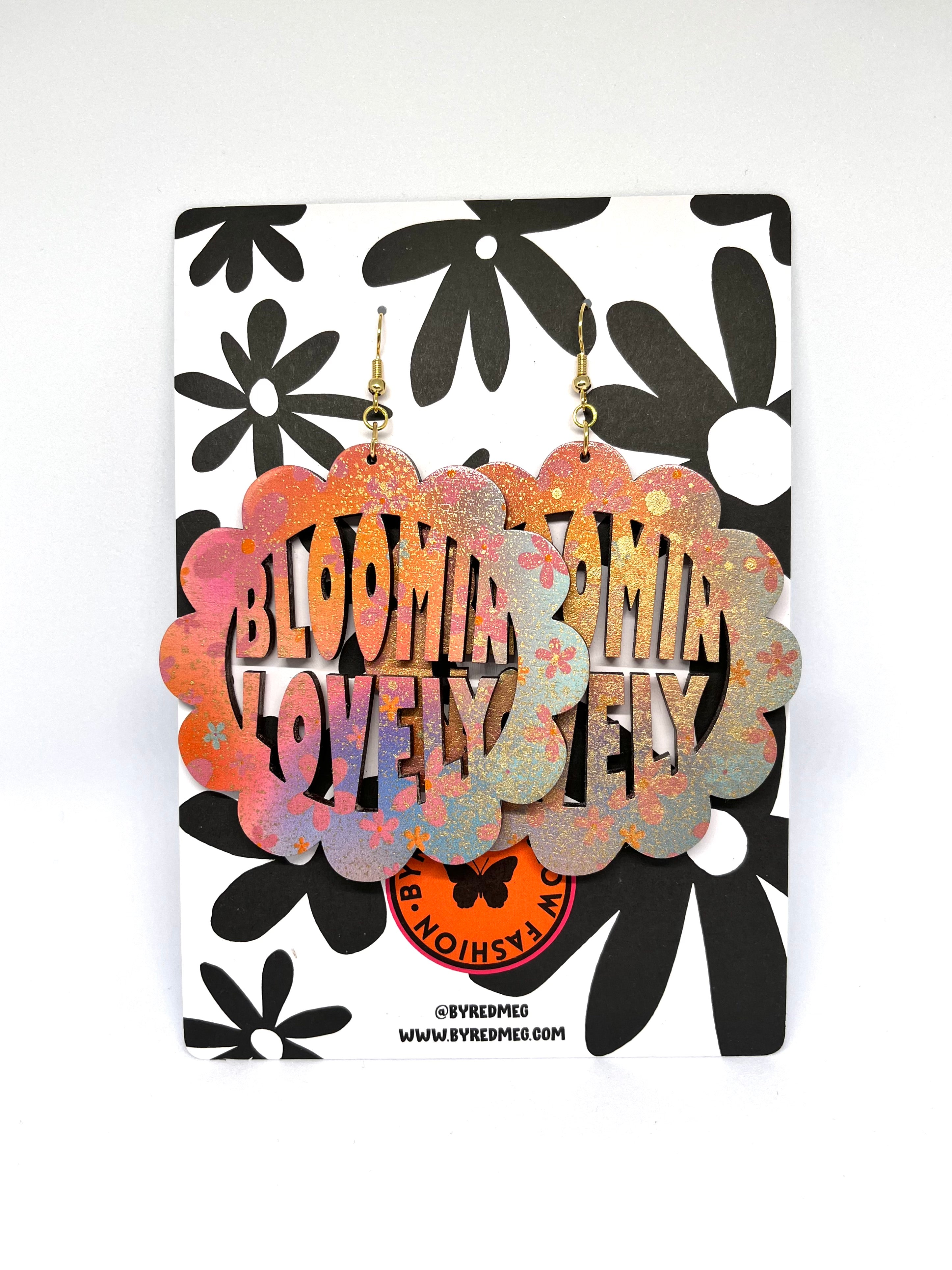 BLOOMIN' LOVELY - Sunrise Floral with Gold Metallic - Medium Size 9.5cm x 7.5cm